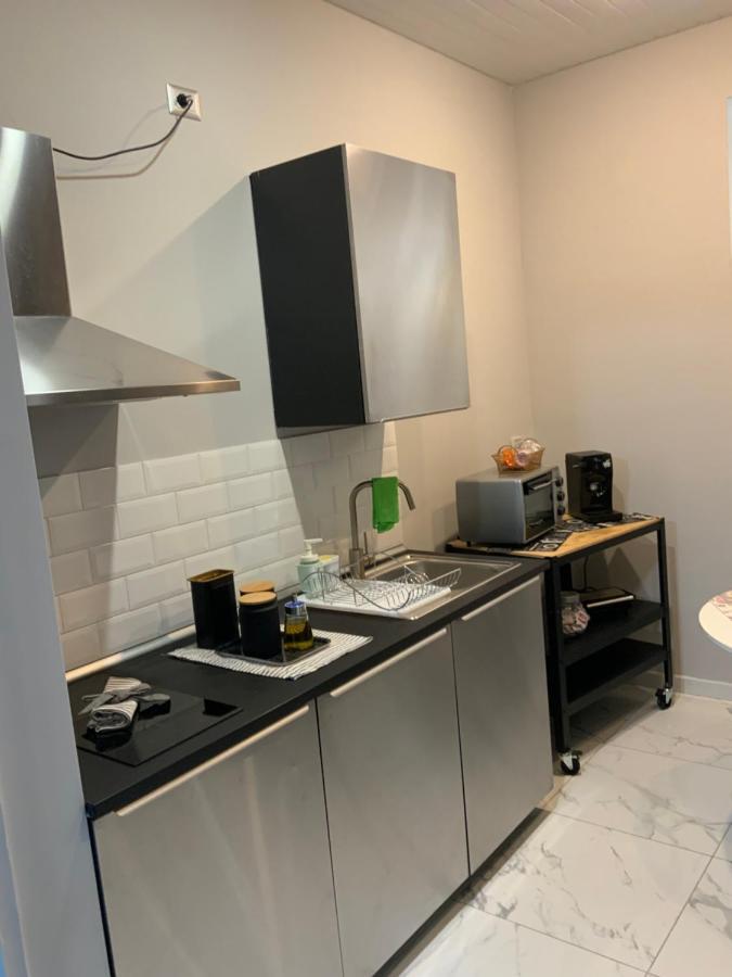 Central Station And City Rooms Link "13 Apartment" Amalfi Coast , Σαλέρνο Εξωτερικό φωτογραφία