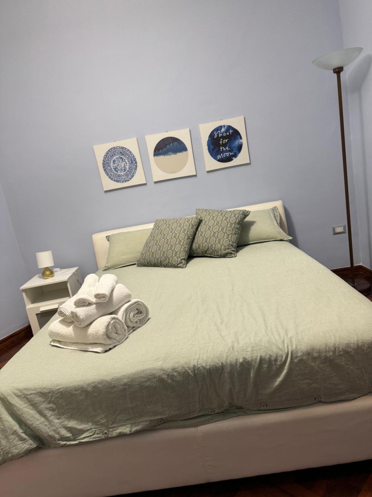 Central Station And City Rooms Link "13 Apartment" Amalfi Coast , Σαλέρνο Εξωτερικό φωτογραφία
