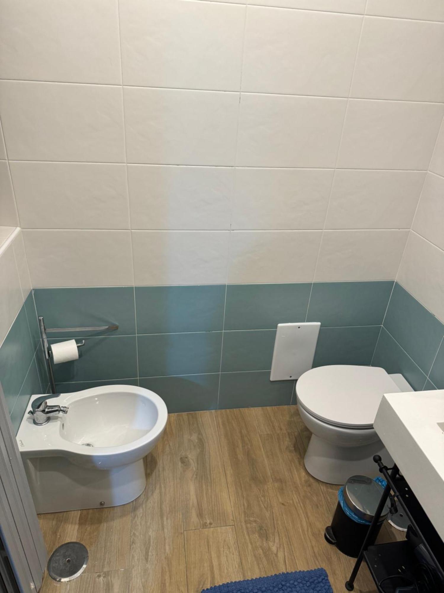 Central Station And City Rooms Link "13 Apartment" Amalfi Coast , Σαλέρνο Εξωτερικό φωτογραφία