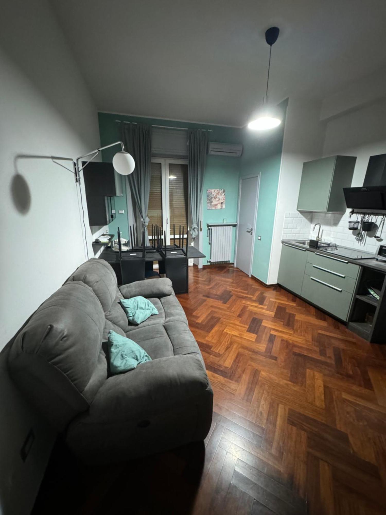 Central Station And City Rooms Link "13 Apartment" Amalfi Coast , Σαλέρνο Εξωτερικό φωτογραφία